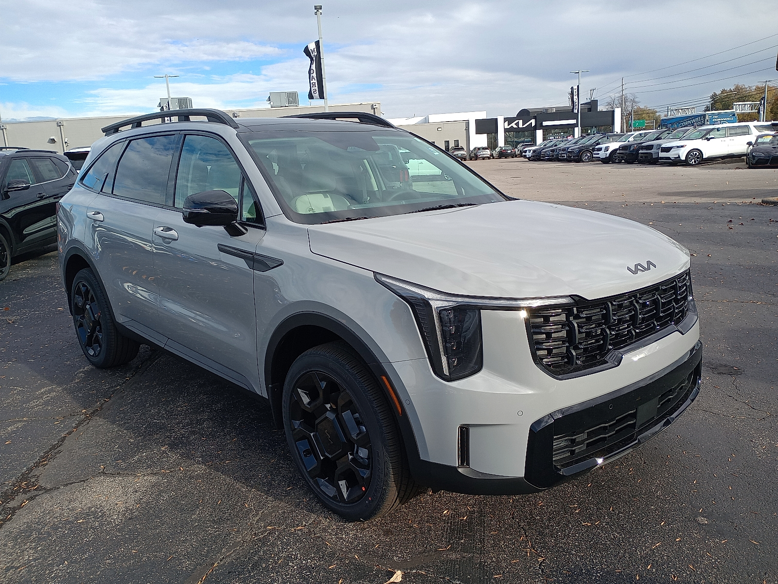 2026 Kia Sorento X-Line SX's photo