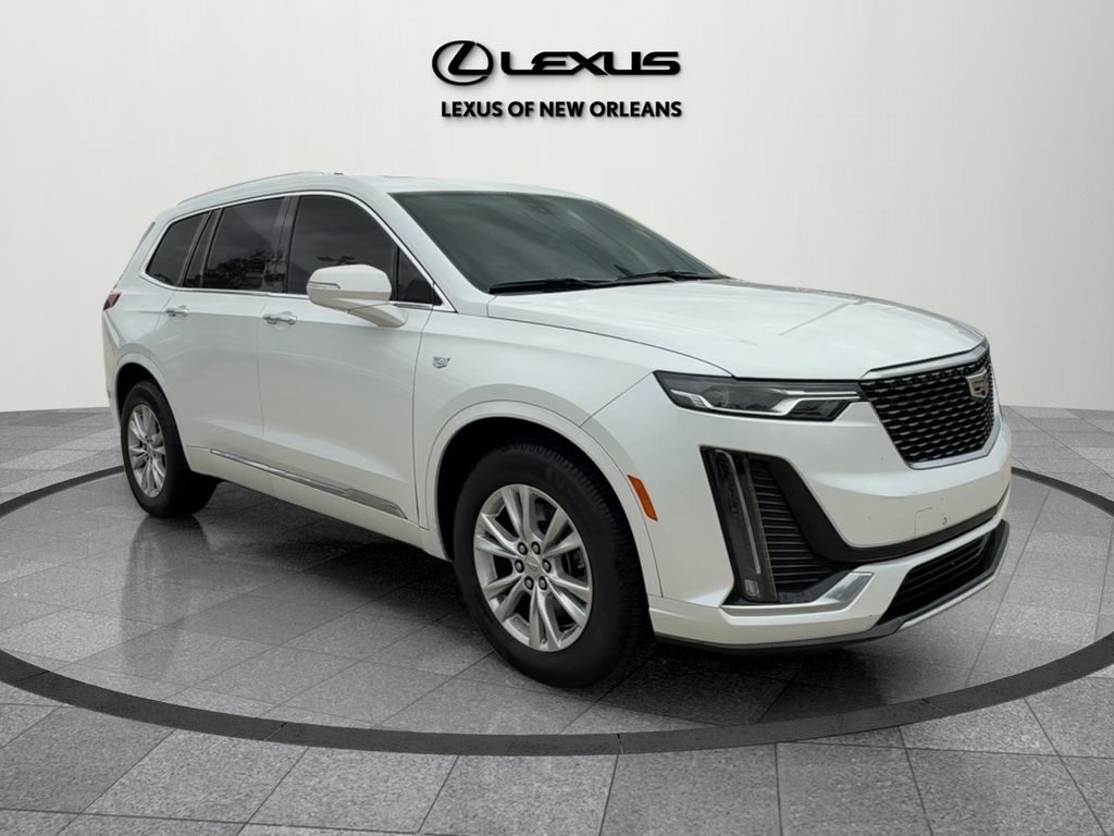 2021 Cadillac XT6 Luxury's photo