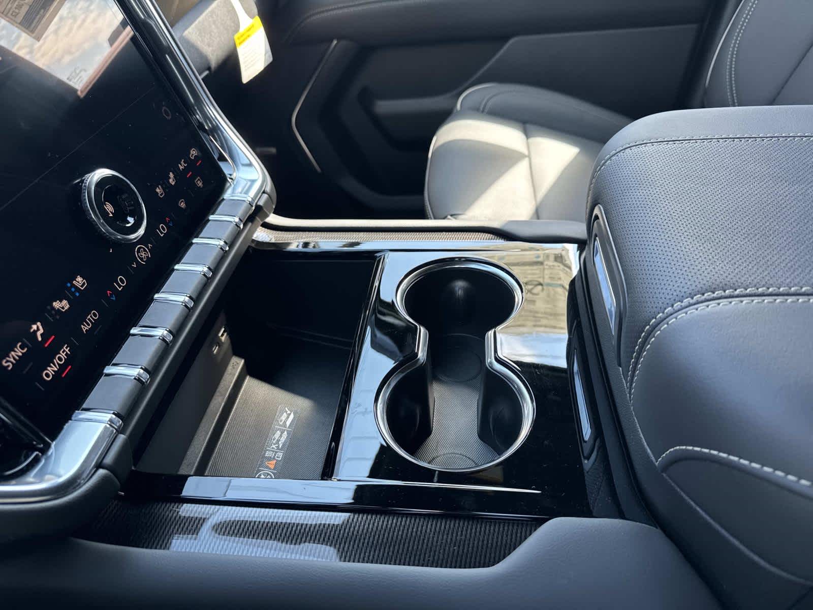 2025 Gmc Yukon XL photo 18