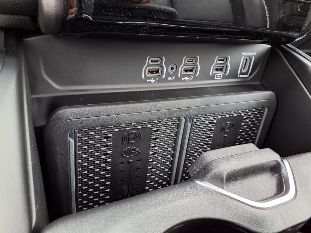 2026 Ram 1500 Laramie photo 15