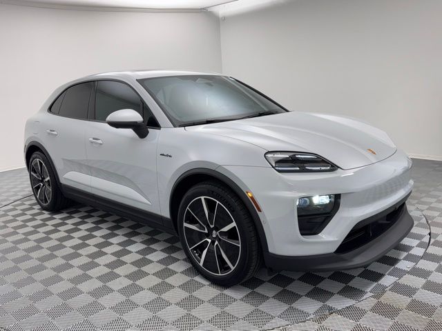 2024 Porsche Macan Electric 4 photo 3