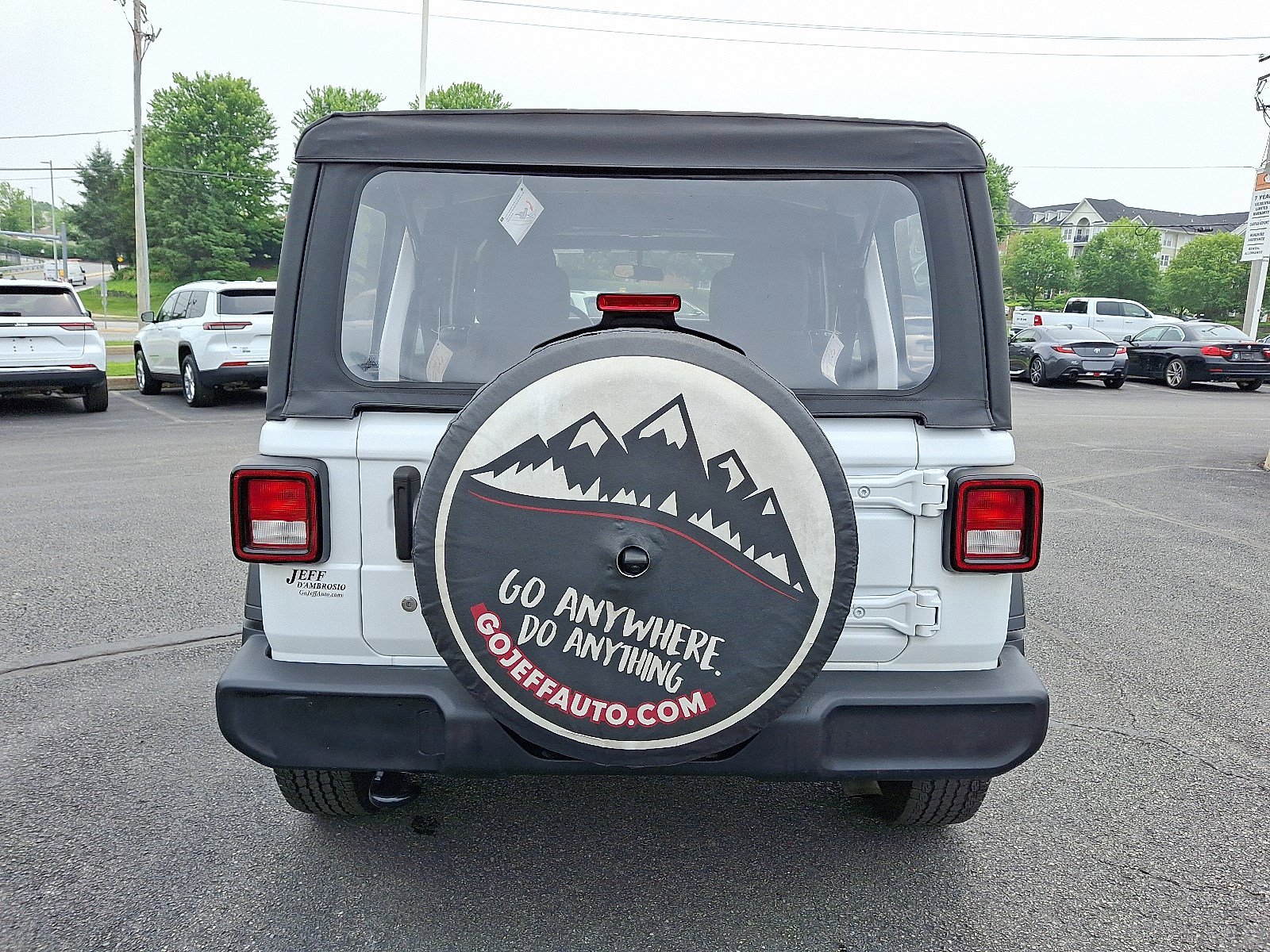 2020 Jeep Wrangler Unlimited Sport photo 4