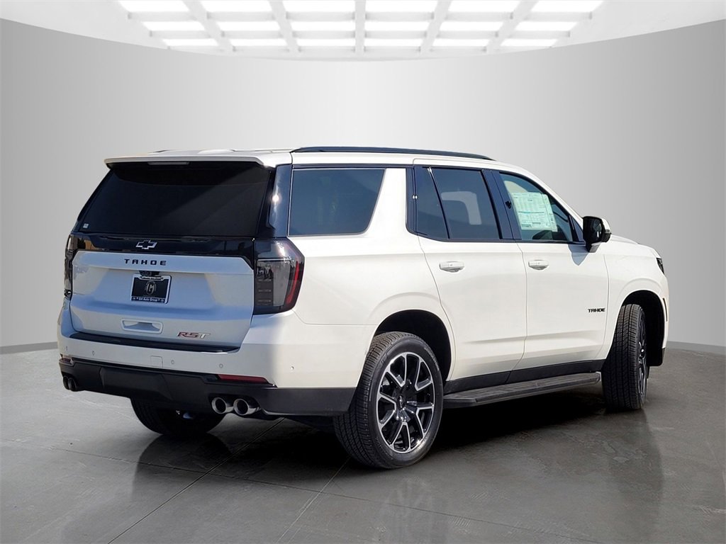 2025 Chevrolet Tahoe RST photo 3