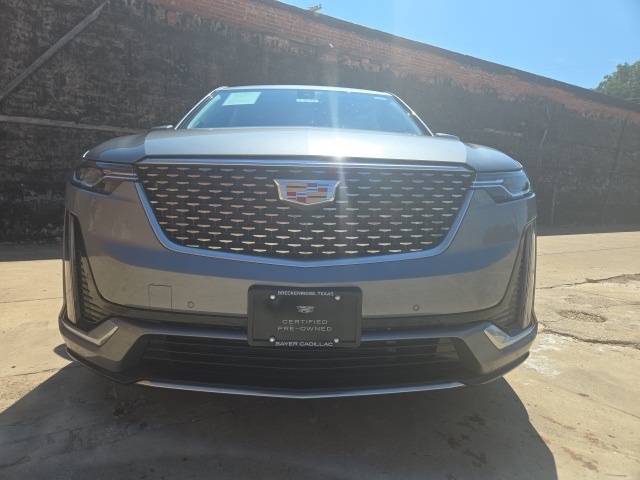 2025 Cadillac XT6 Premium Luxury photo 2