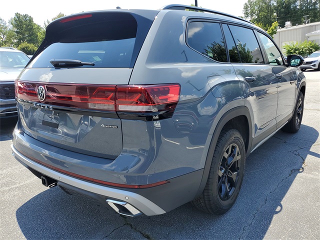 2026 Volkswagen Atlas Peak Edition SE photo 4