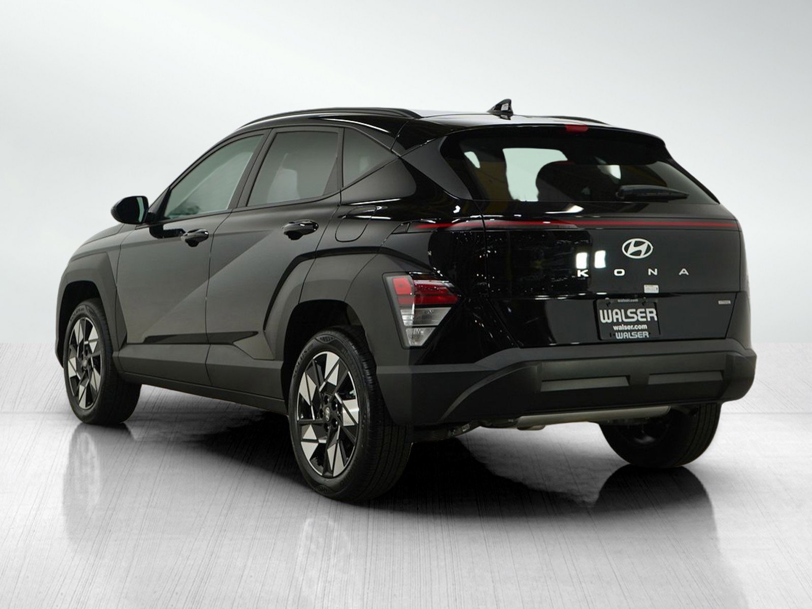 2025 Hyundai Kona SEL photo 3