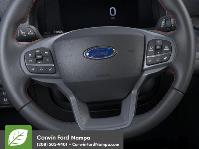 2025 Ford Explorer photo 4