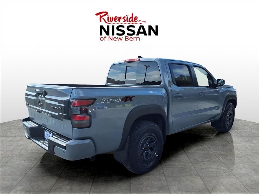 2025 Nissan Frontier Crew Cab PRO-4X photo 2