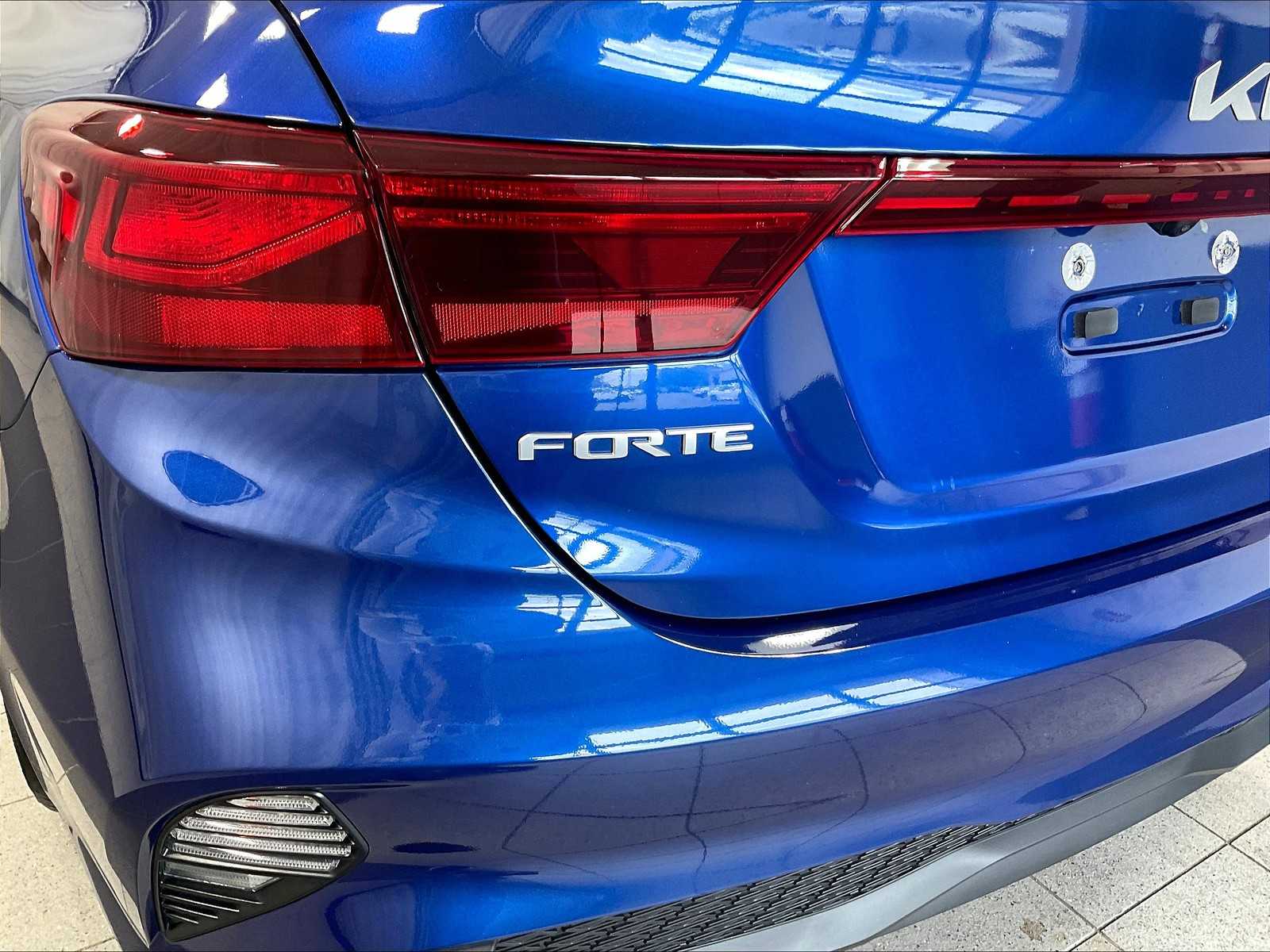 2024 Kia Forte LXS photo 27