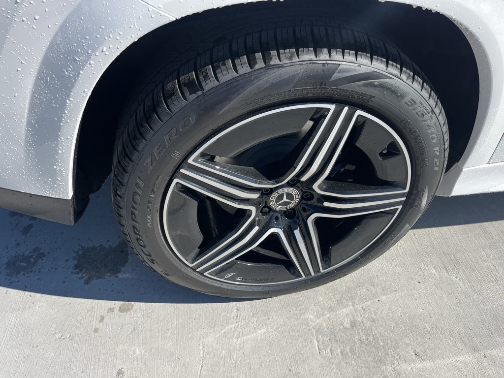 2026 Mercedes Benz GLE 450 4MATIC photo 9