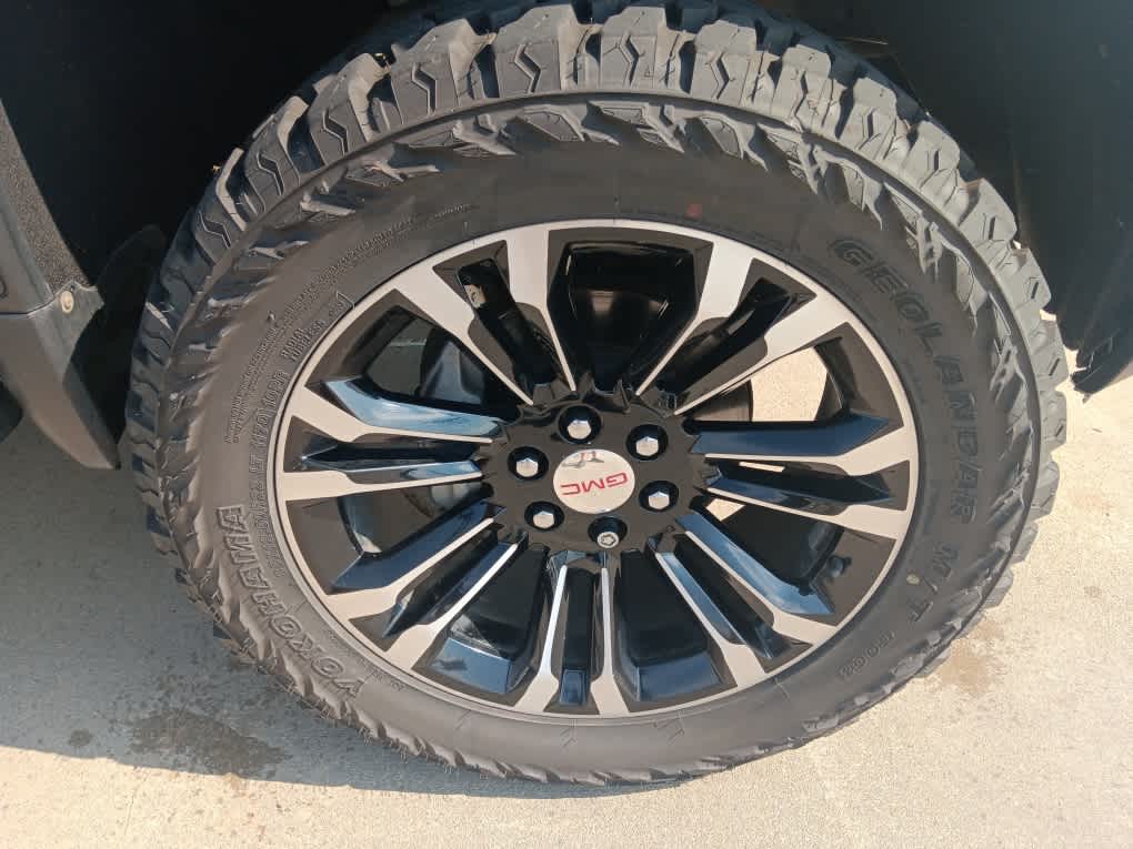 2020 Gmc Sierra 1500 SLT photo 2