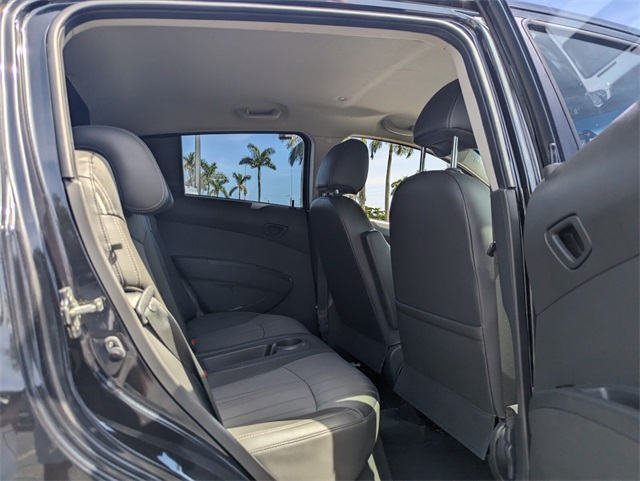2015 Chevrolet Spark 1LT photo 13