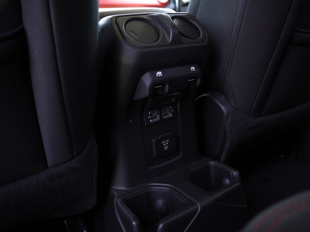2023 Jeep Wrangler Rubicon photo 23