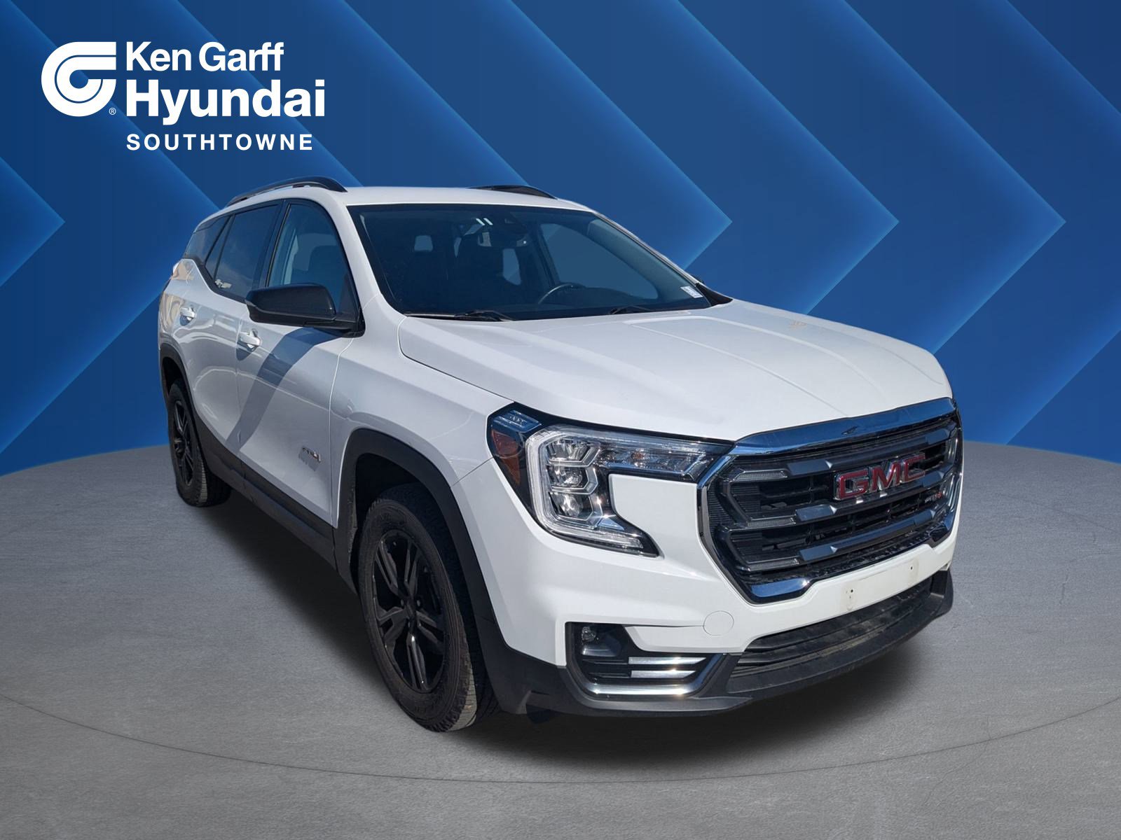 2023 GMC Terrain AT4's photo