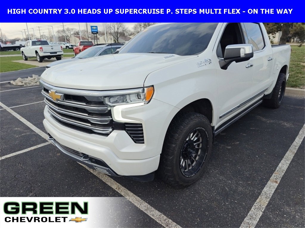 2023 Chevrolet Silverado 1500 High Country's photo