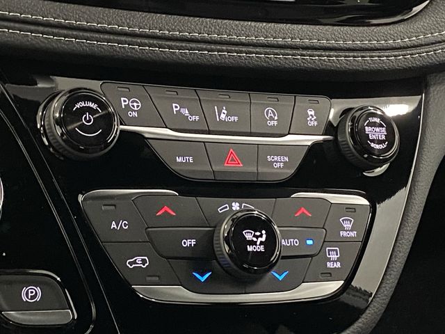 2025 Chrysler Pacifica photo 41