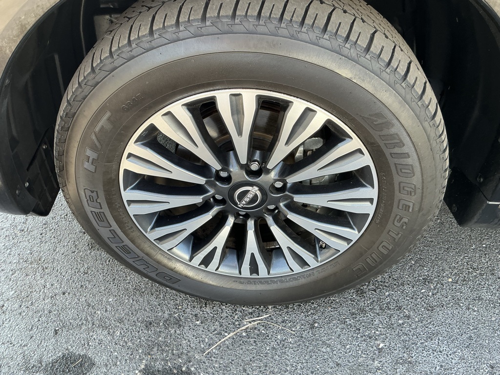 2024 Nissan Armada SL Midnight Edition photo 8
