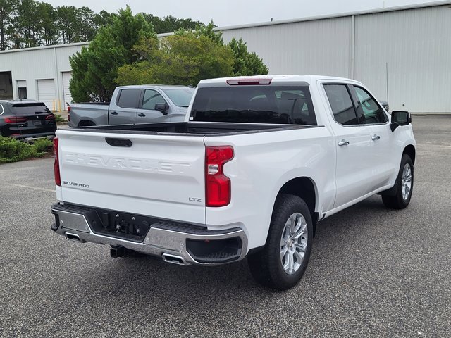 2026 Chevrolet Silverado 1500 LTZ photo 2