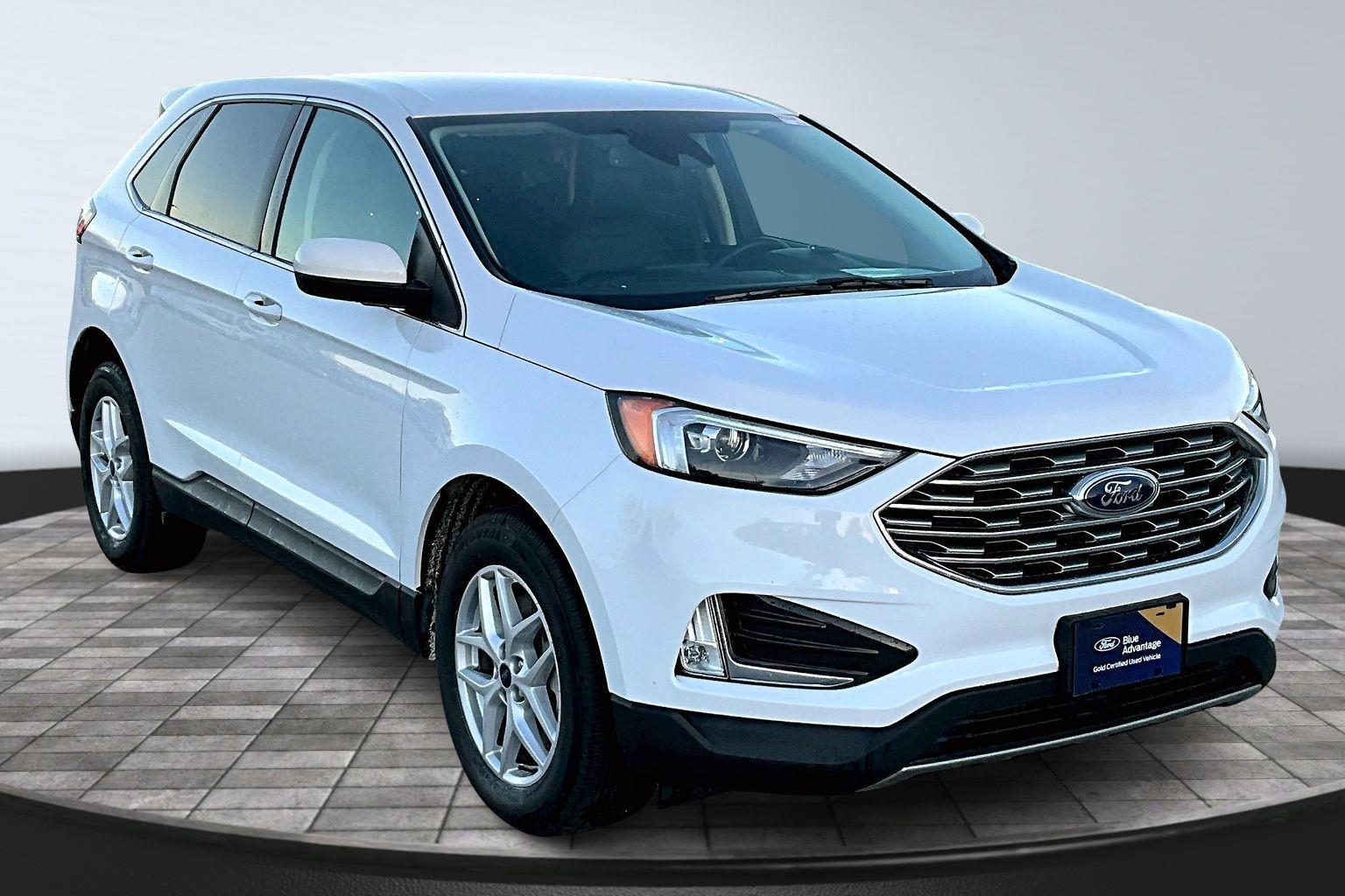 2022 Ford Edge SEL's photo