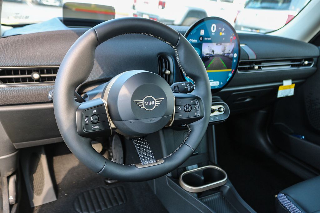 2025 Mini Cooper 2 Door Hardtop Signature photo 11