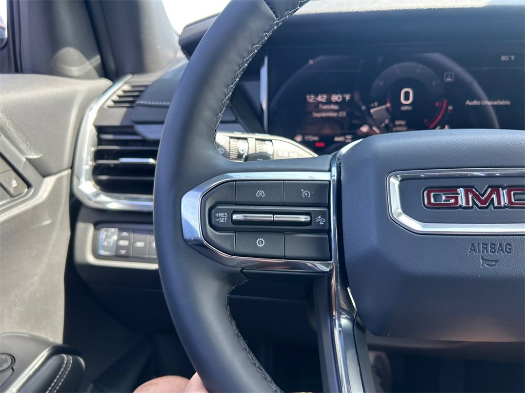 2026 GMC ACADIA - Image 18