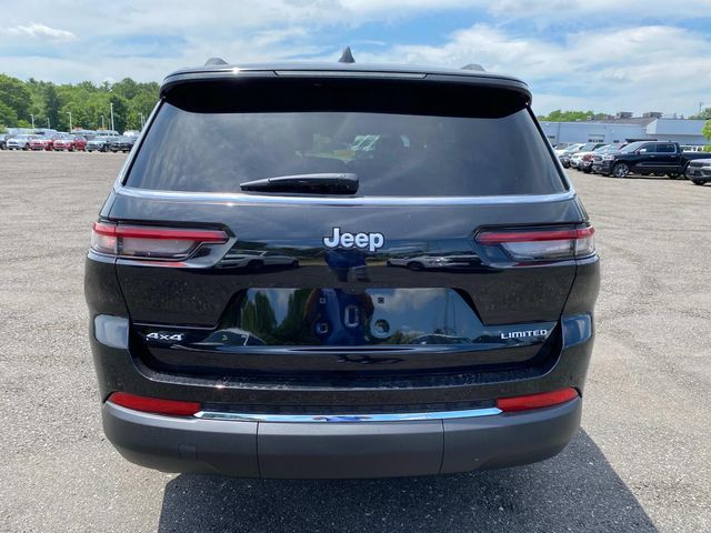2025 Jeep Grand Cherokee Limited photo 3