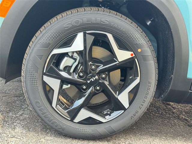 2026 Kia Seltos EX photo 11