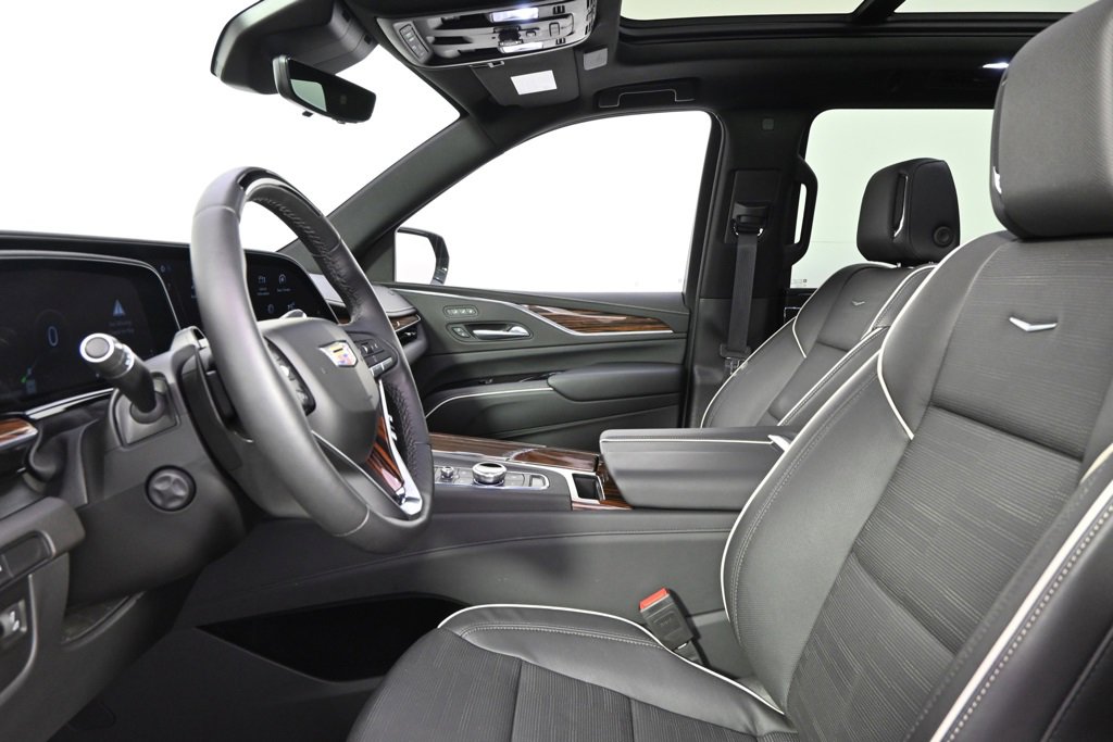 2024 Cadillac Escalade ESV Premium Luxury photo 13