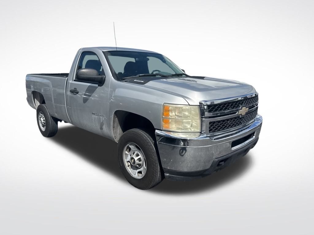 2011 Chevrolet Silverado 2500HD Work Truck photo 3
