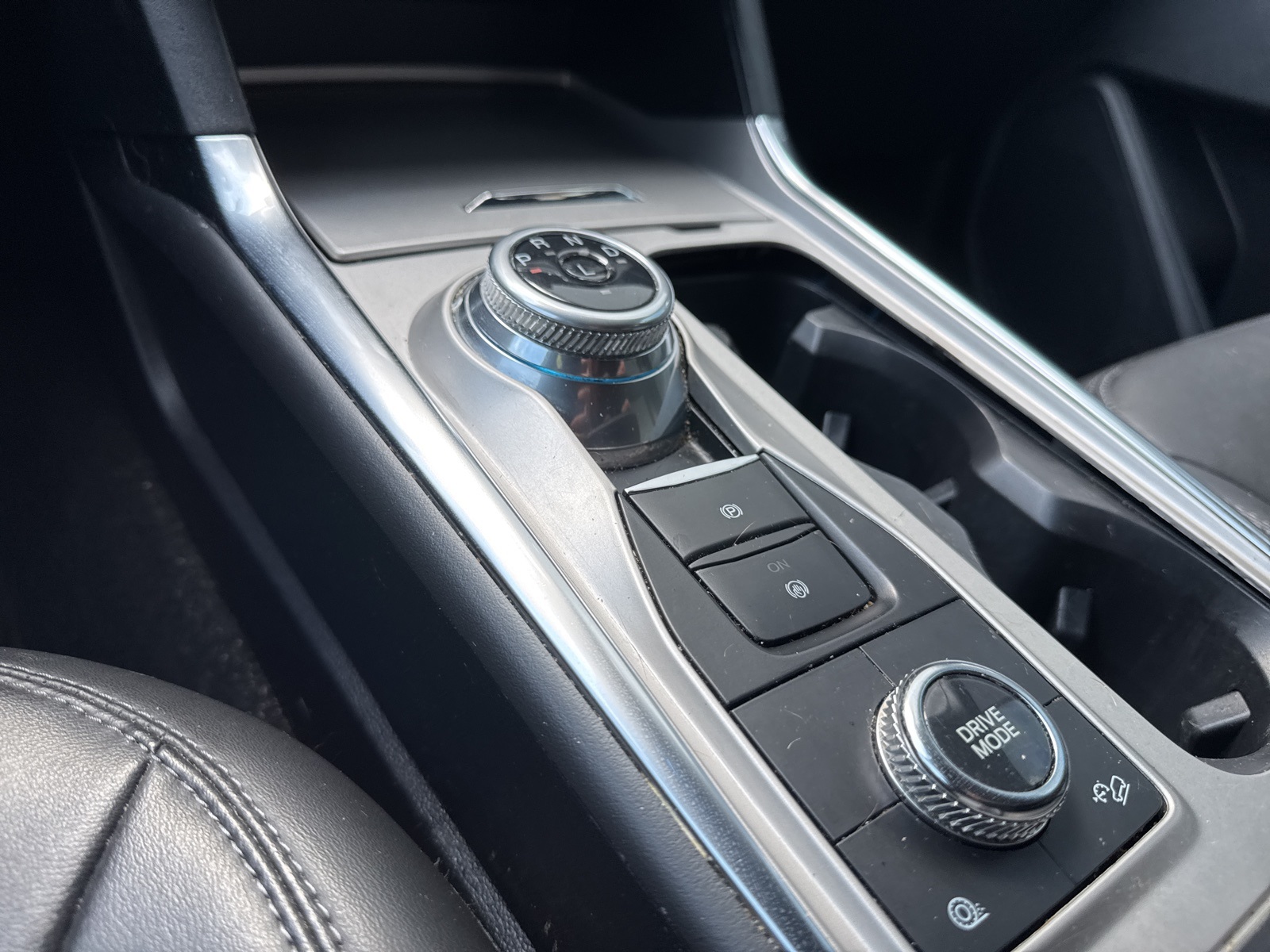 2022 Ford Explorer XLT photo 23
