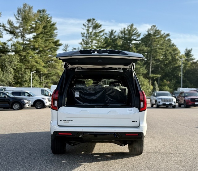 2025 Ford Expedition MAX Platinum photo 4
