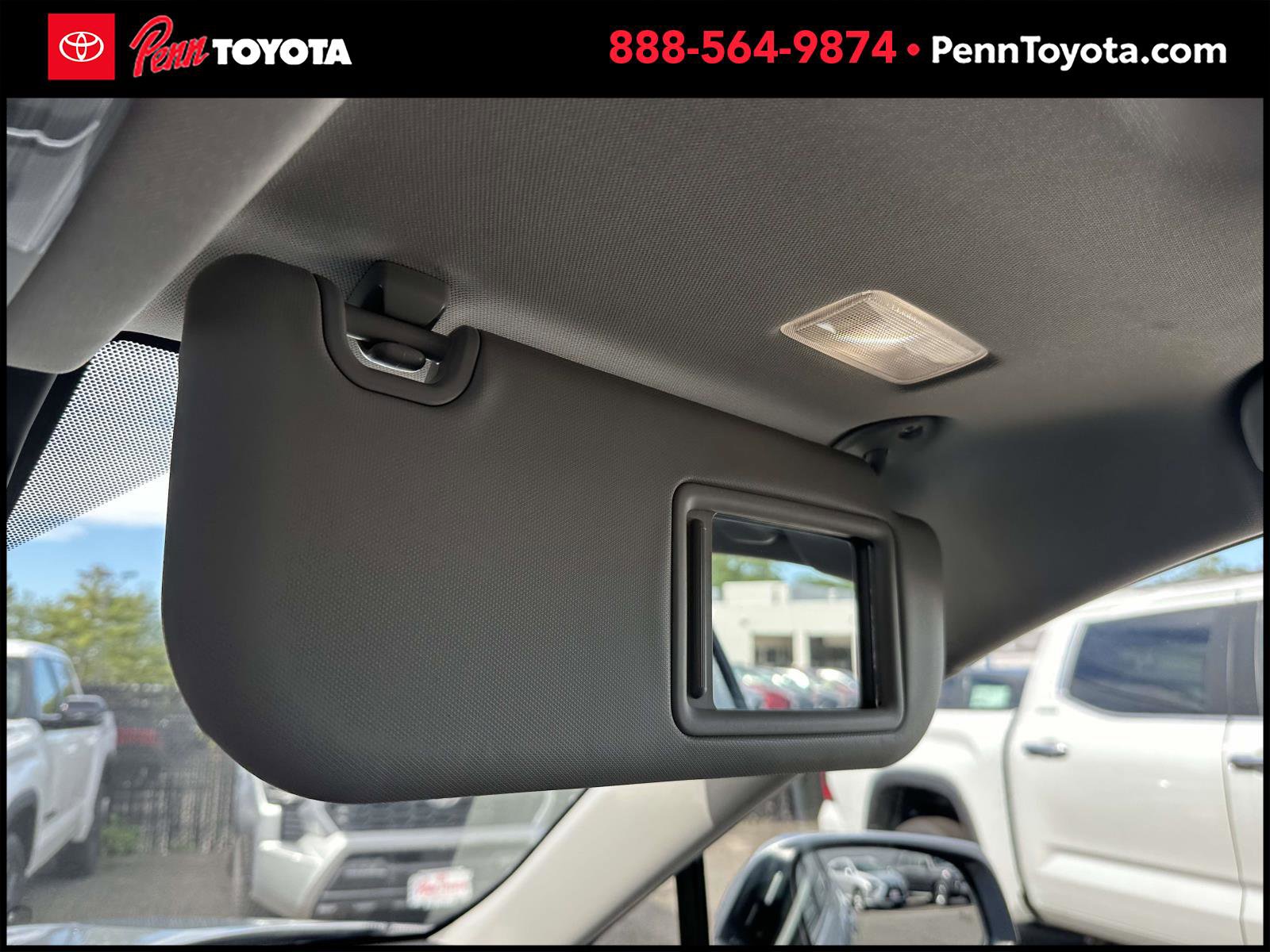 2023 Toyota RAV4 Hybrid XLE Premium photo 31