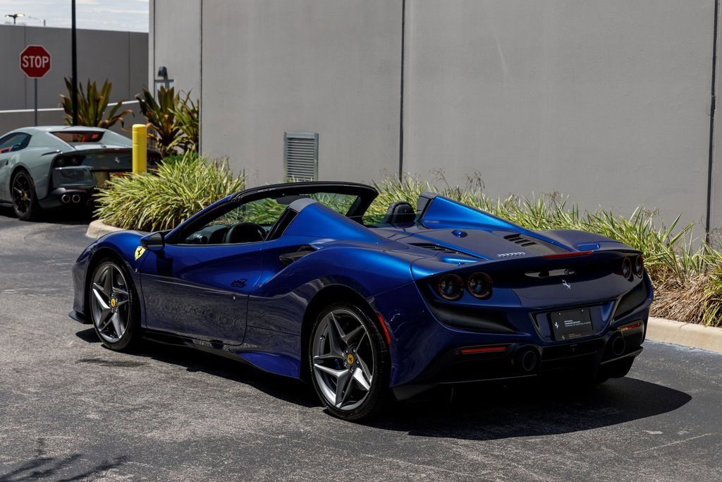 2022 Ferrari F8 Spider photo 3