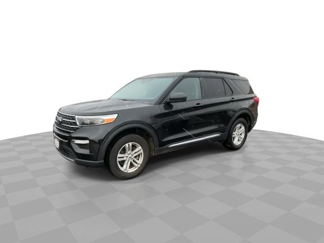 2022 Ford Explorer XLT photo 3