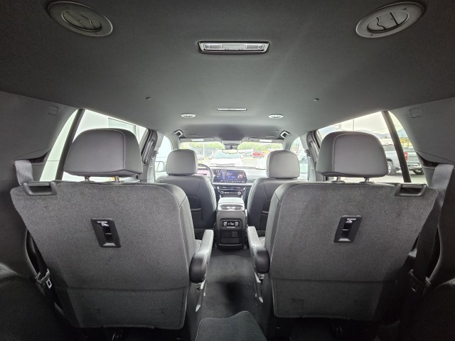 2026 Chevrolet Traverse photo 12