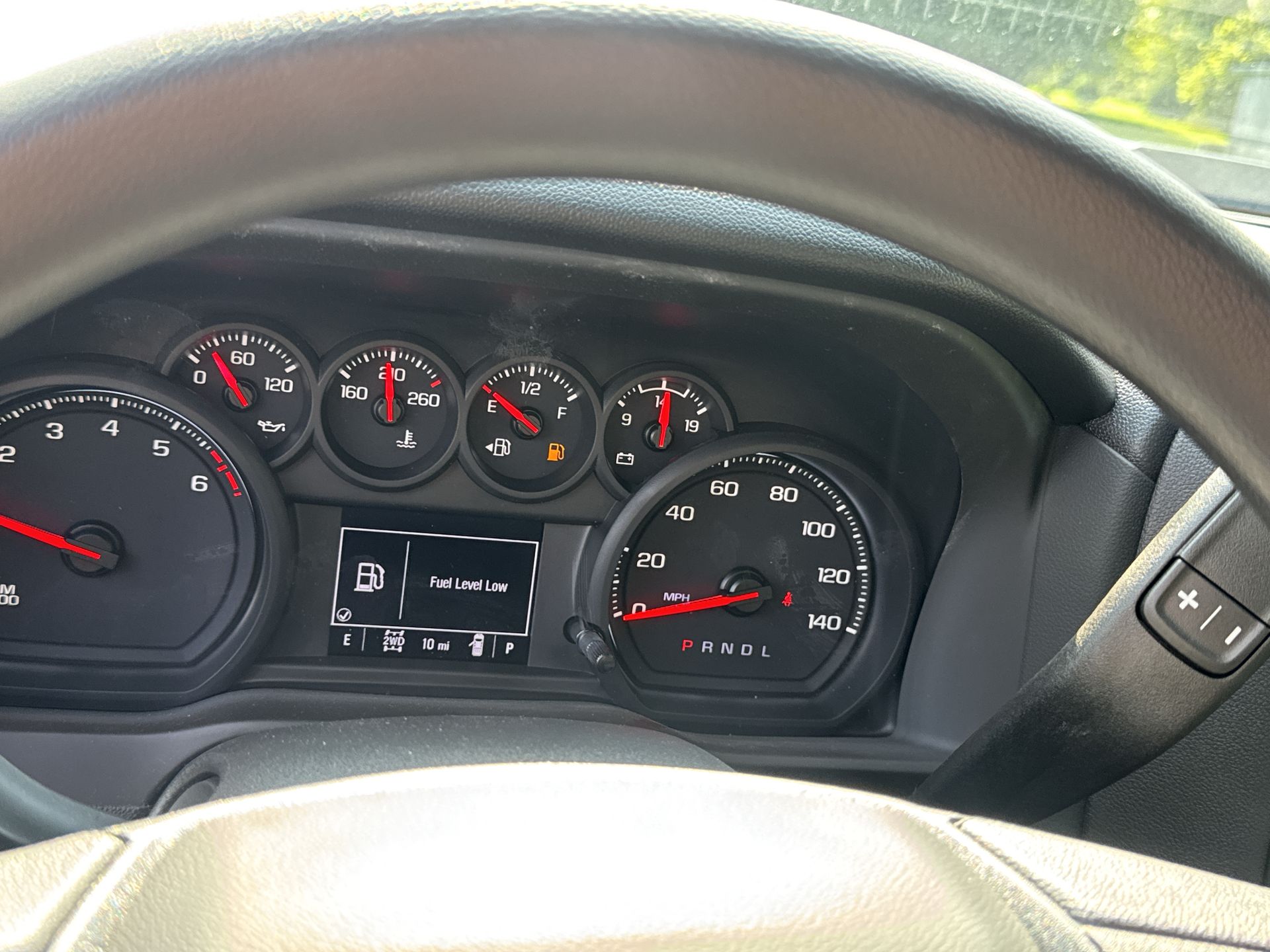 2025 Chevrolet Silverado 1500 Custom Trail Boss photo 4