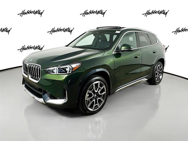 2025 BMW X1 28i's photo
