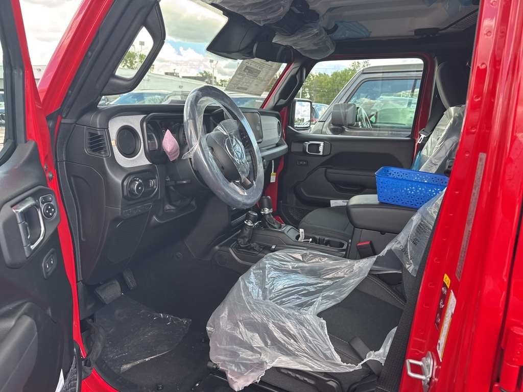 2025 Jeep Wrangler Sport S photo 2