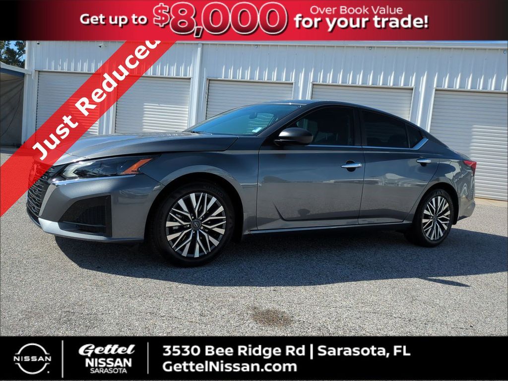 2025 Nissan Altima SV