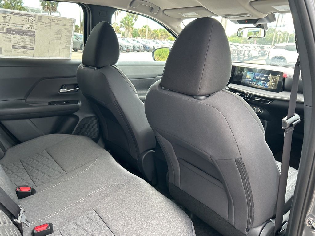 2025 Nissan Kicks SV photo 37