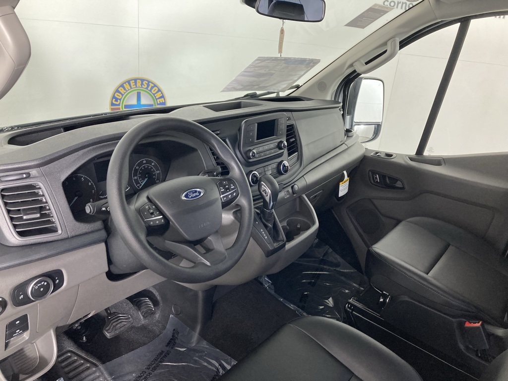 2024 Ford Transit photo 3