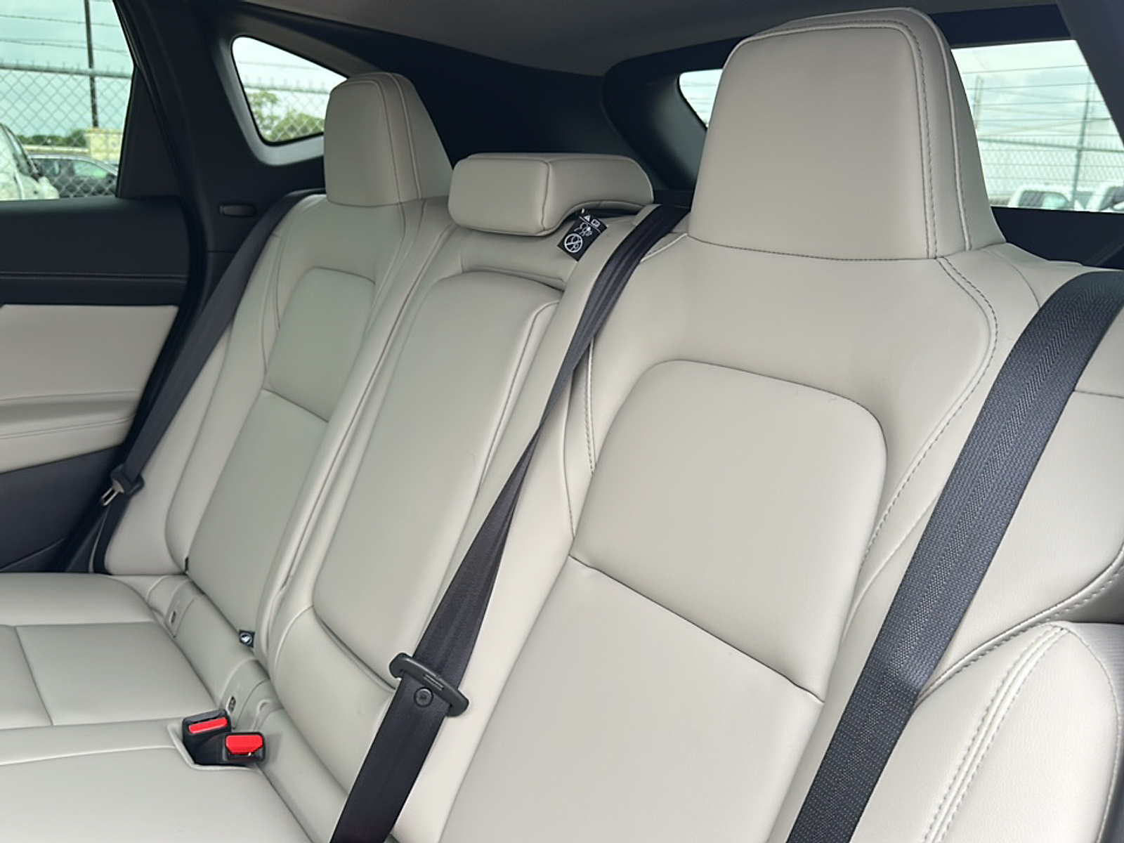 2025 Nissan Murano SL photo 9