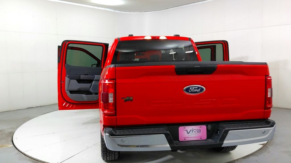 2023 Ford F-150 XLT photo 4