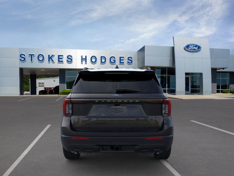 2026 Ford Explorer photo 4