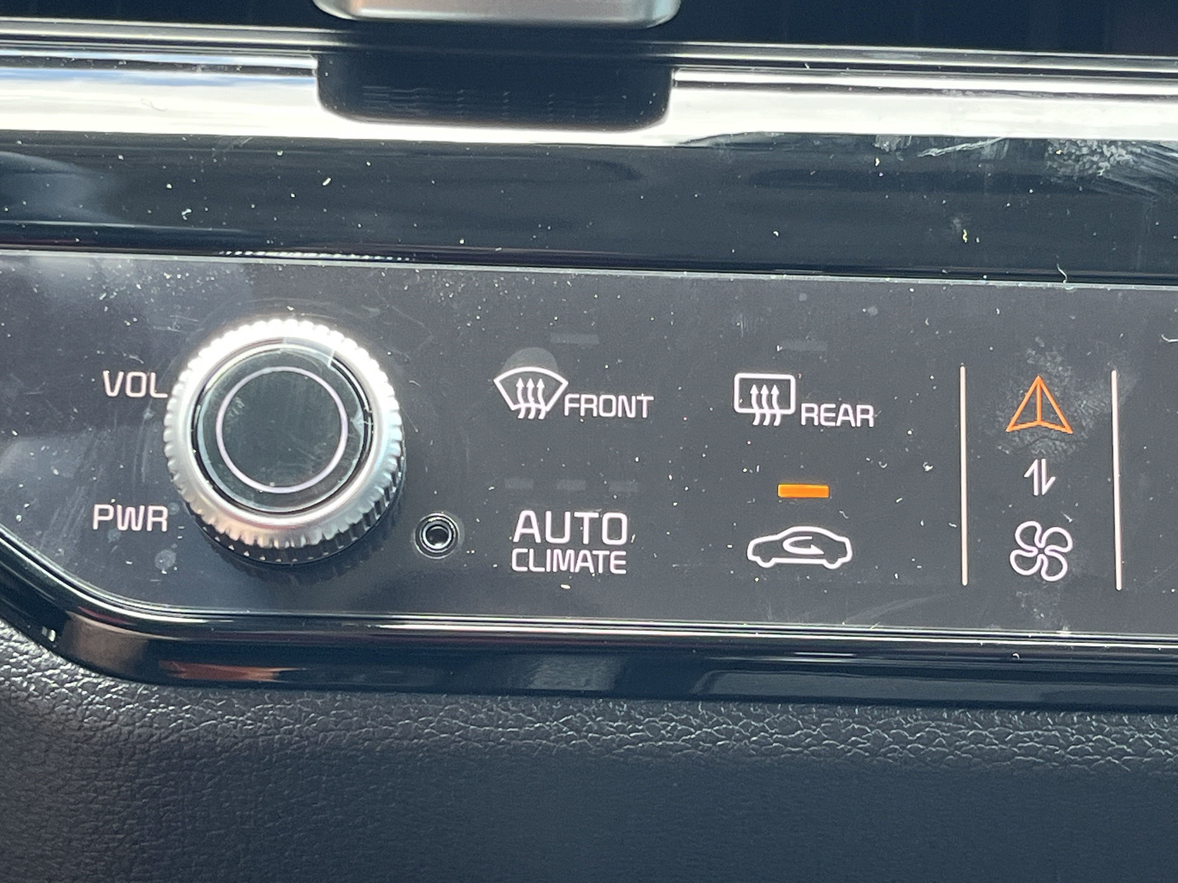 2026 Kia Sportage SX Prestige photo 3