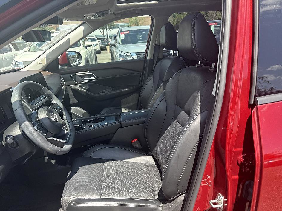 2022 Nissan Rogue Platinum photo 8