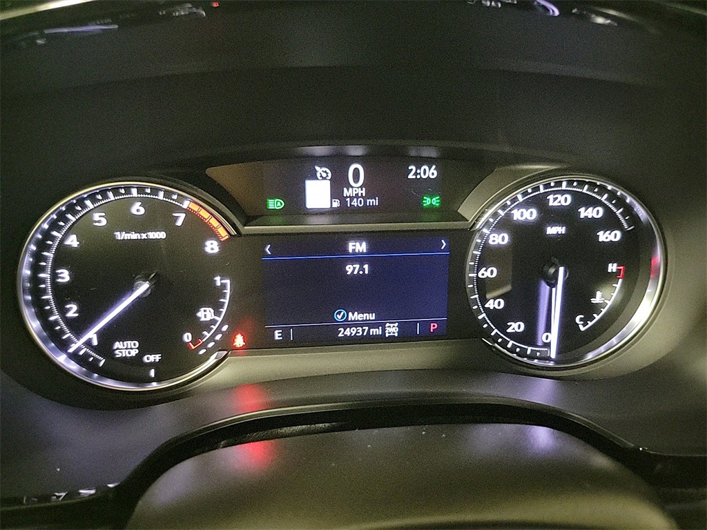 2025 CADILLAC XT5 - Image 15