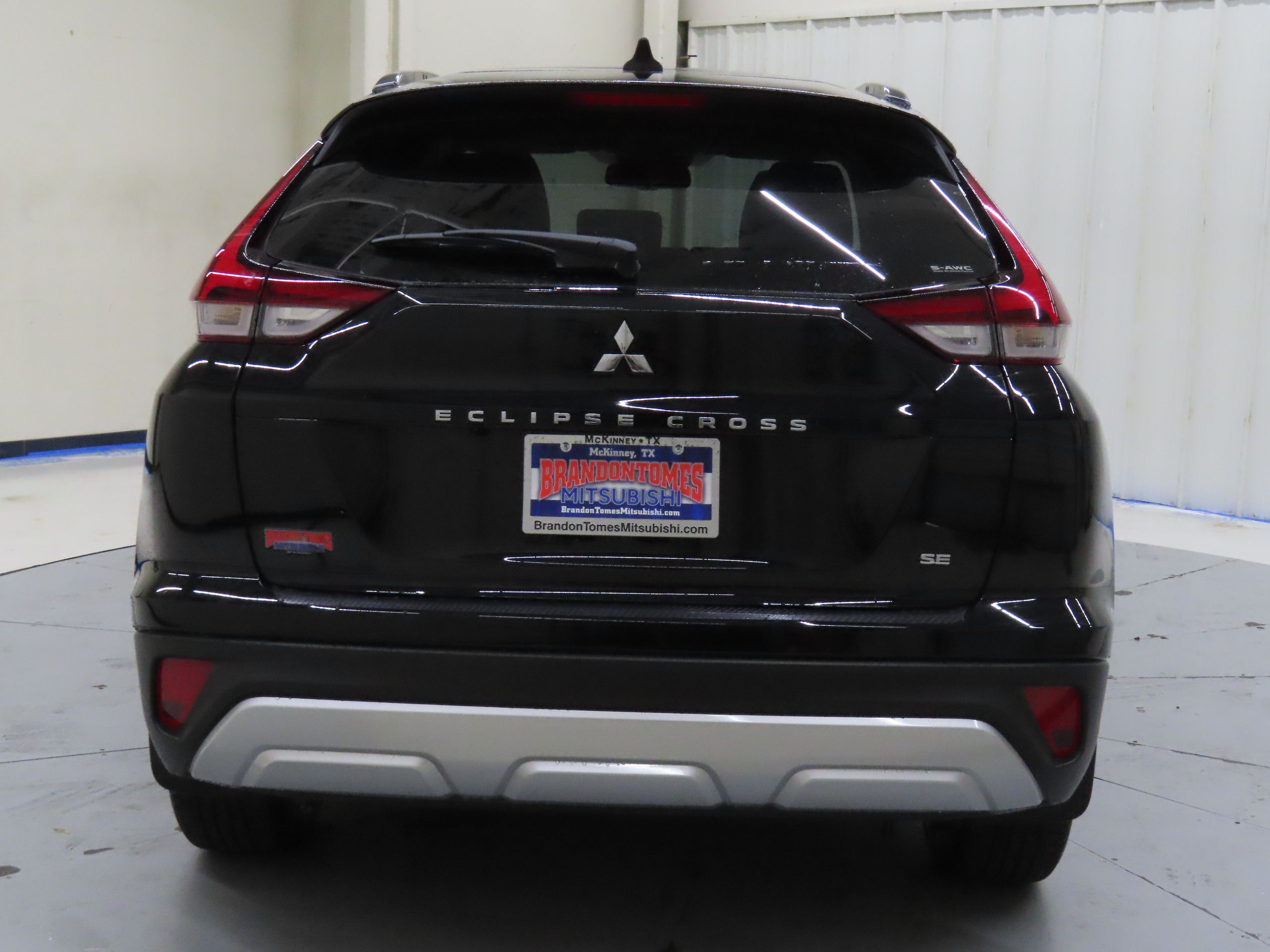 2026 Mitsubishi Eclipse Cross SE photo 4
