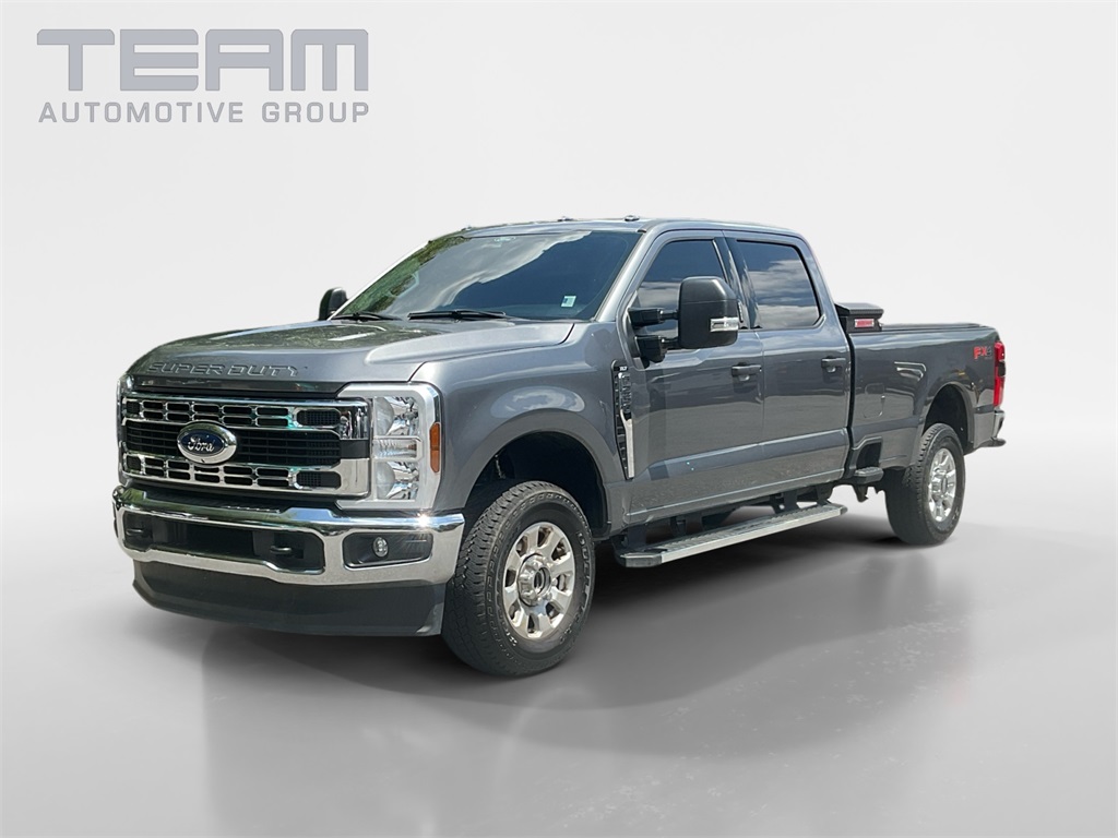 2024 Ford F-250 XLT photo 3