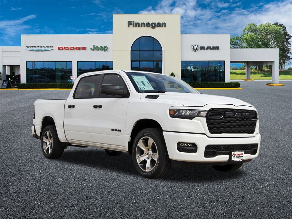 2026 RAM Ram 1500 Pickup Express's photo
